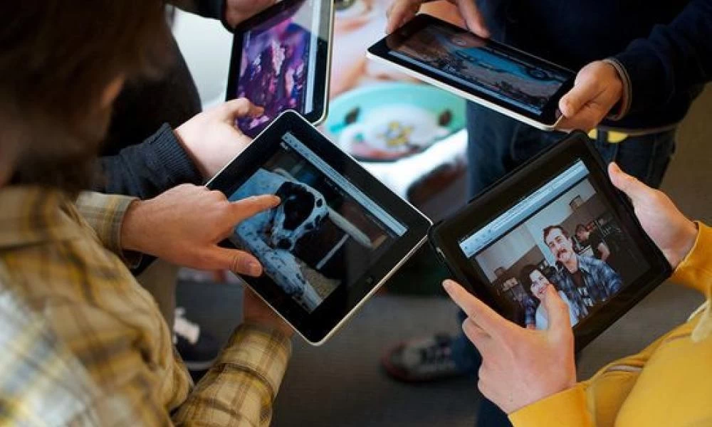 Στα ύψη οι πωλήσεις υπολογιστών και tablet το 2020